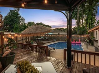 1551 Holly Hill Dr, Germantown, TN 38138