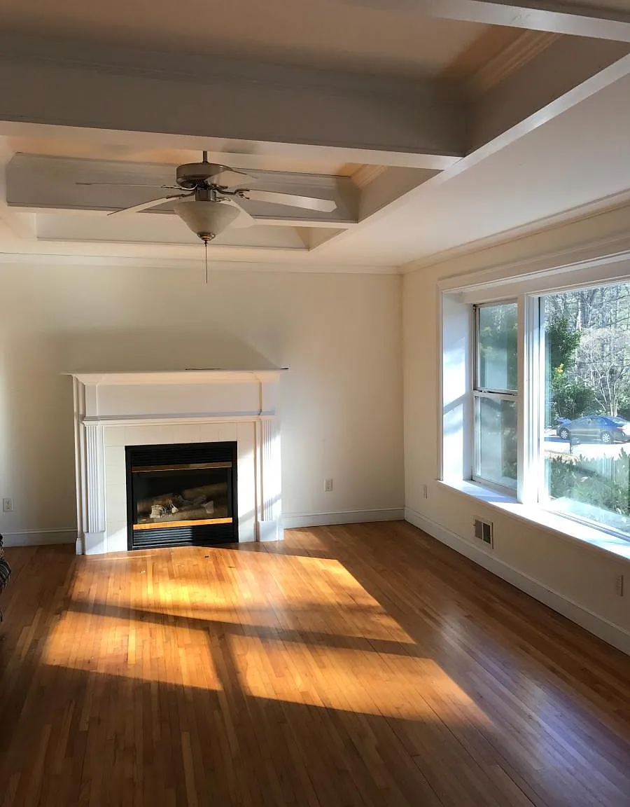 2486 Woodacres Road NE — Photo 1
