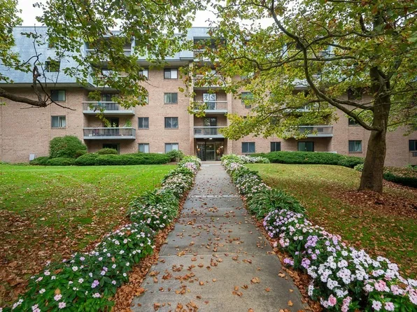 65 Commons Dr Unit 506, Shrewsbury, MA 01545