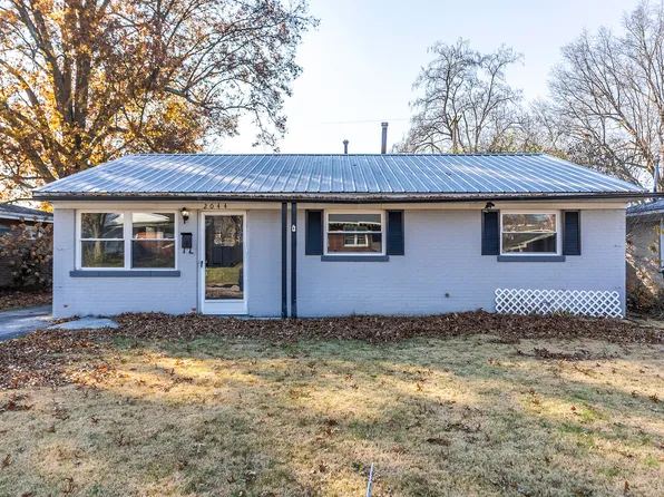 2044 Saint Teresa Dr, Lexington, KY 40502
