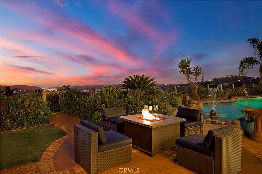 7 bed, 5803 sqft, $14,000 — Photo 3