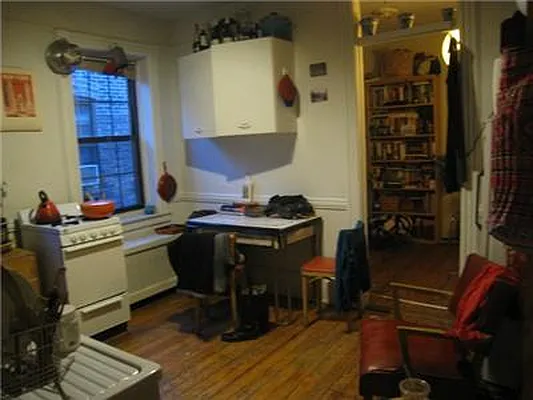 Rented by Brick Real Estate | media 10