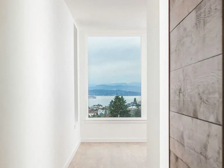 Puget Sound, Olympic and Cascade Mountains and Downtown Seattle Views
