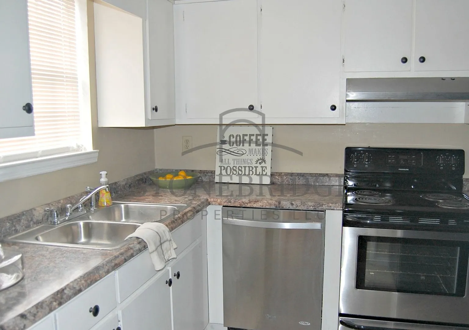2 bed, 1.5 bath townhome in Helena — Photo 4