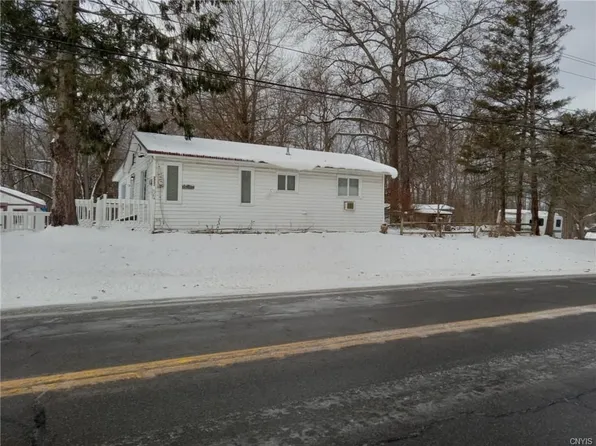 2921 Us Highway 11, Parish, NY 13131