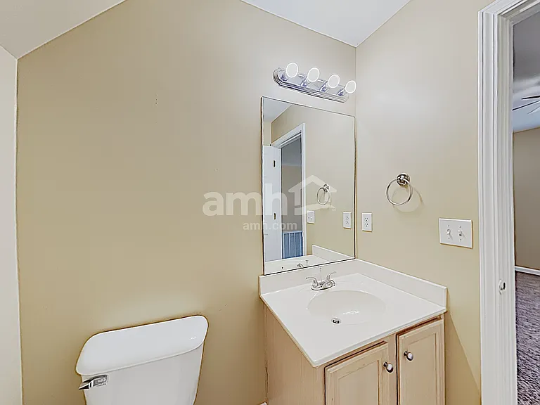 2925 Burtonwood Dr — Photo 9
