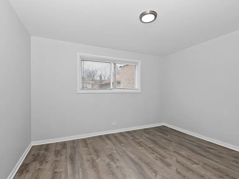 8030 S Yates Blvd — Photo 9