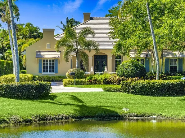 411 S Palm Island Cir, Indian River Shores, FL 32963