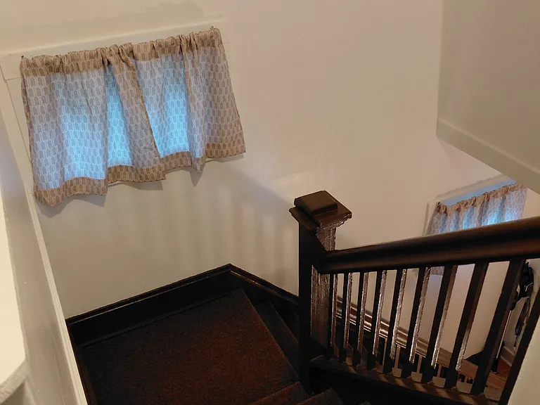 Magnolia Ave — Photo 15