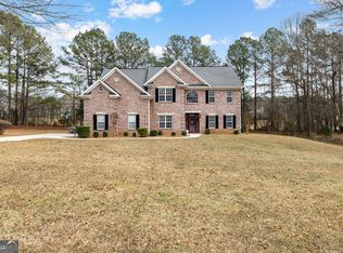 110 Kellens Ct, Fayetteville, GA 30215