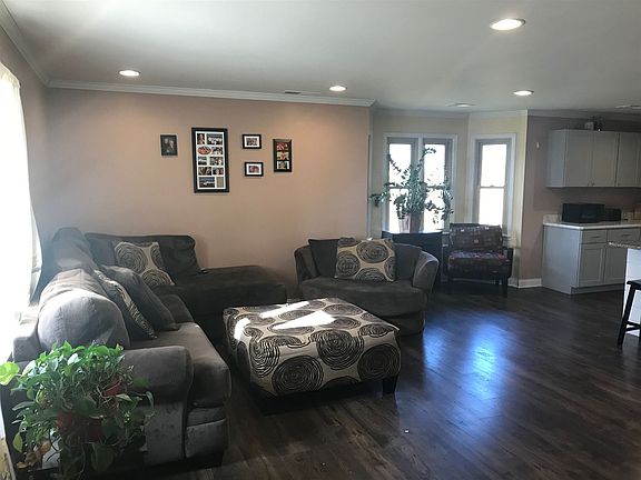 4th image of 6126 W Hodges Dr