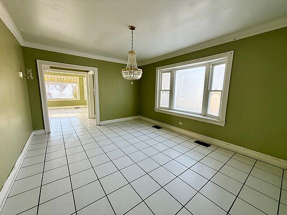 4th image of 7741 S Oglesby Ave