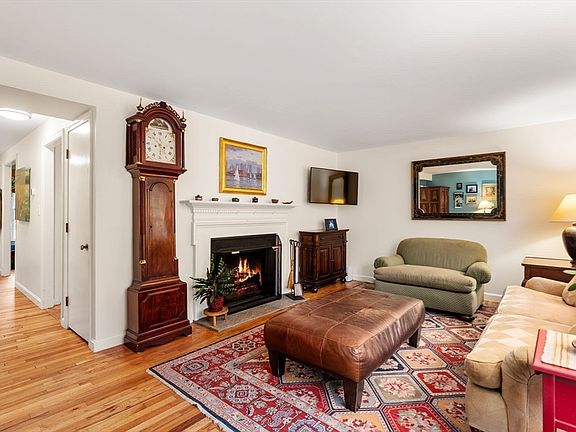 5th image of 21 Jericho Rd #21