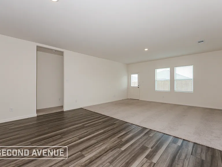 1869 Lockhart Dr — Photo 13