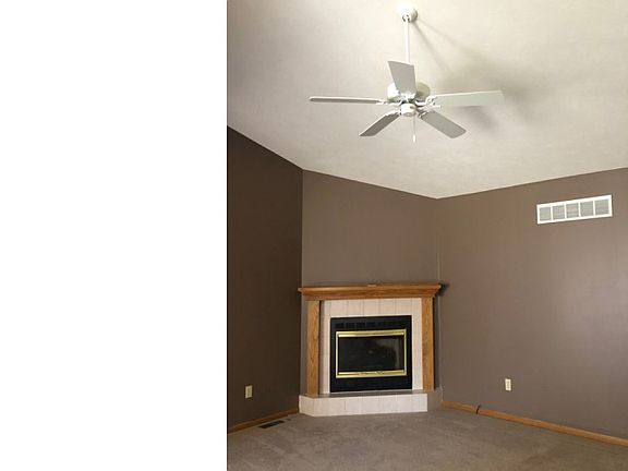 5th image of 291 Oak Grove Ln
