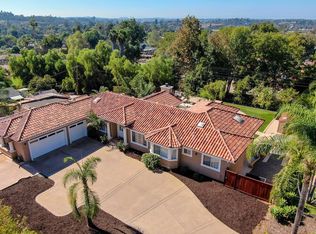 1460 Hummingbird Ln, Vista, CA 92084