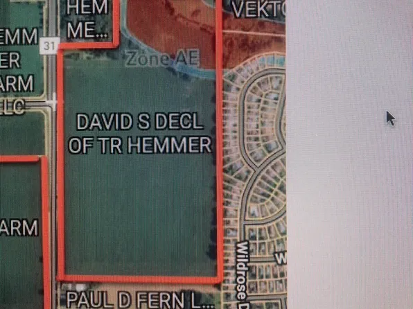 60.8 Main St W, Huntley, IL 60142