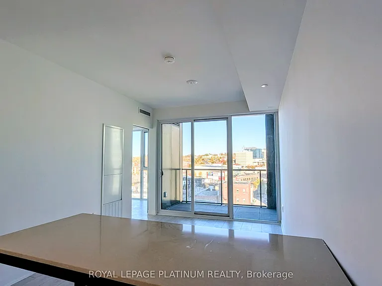 39 Mary St #806 — Photo 4
