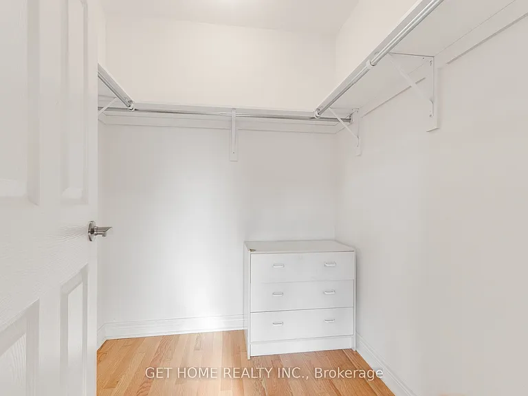 1212 Drinkle Cres — Photo 19