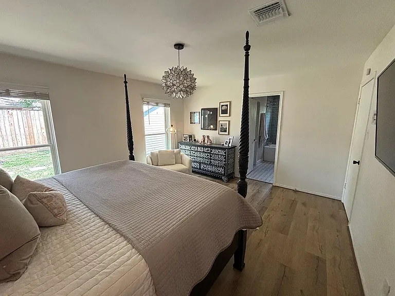 13814 Piping Rock Ln — Photo 10