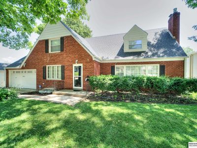 455 N 61st St, Omaha, NE, 68132