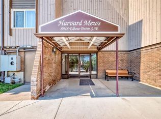 8948 W Elbow Dr SW #382, Calgary, AB T2V0H9