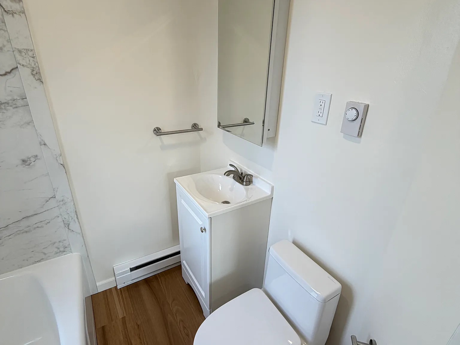 3 bed, $2,340 — Photo 4
