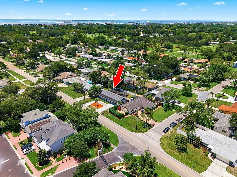 1290 Michigan Blvd — Photo 42
