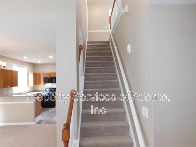 311 Windcroft Cir NW — Photo 13