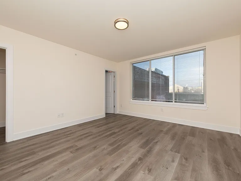 968 N 8th St #8 — Photo 9