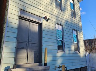 3010 7th Ave APT 1, Troy, NY 12180