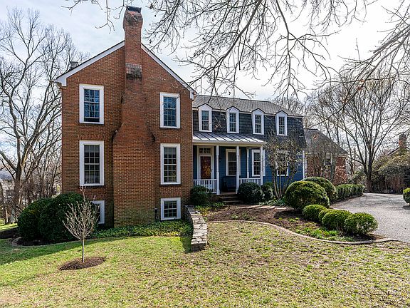 2nd image of 3212 Honeyhill Ln