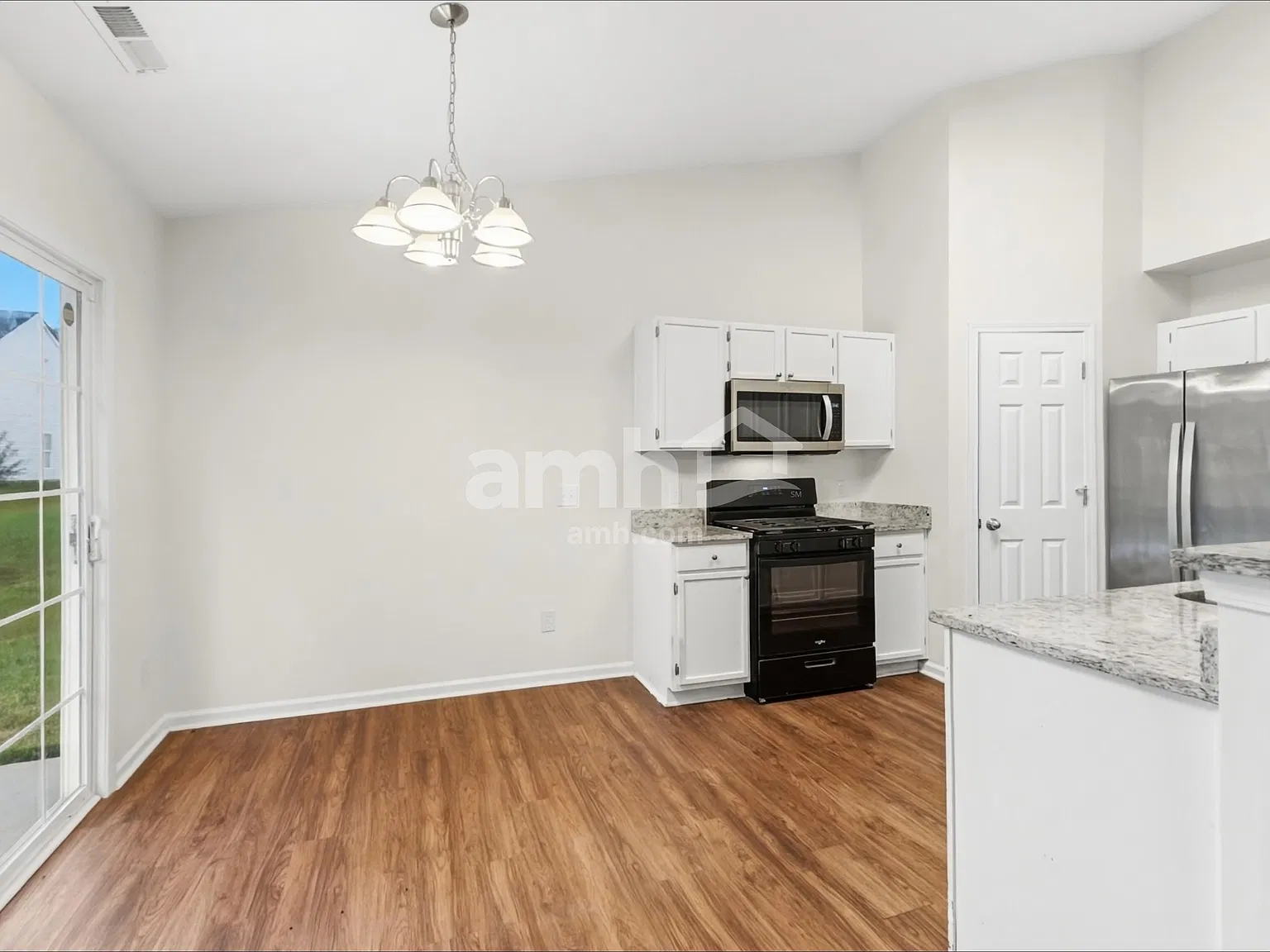 3 bed, 2.0 bath, 1601 sqft, $1,885 — Photo 4