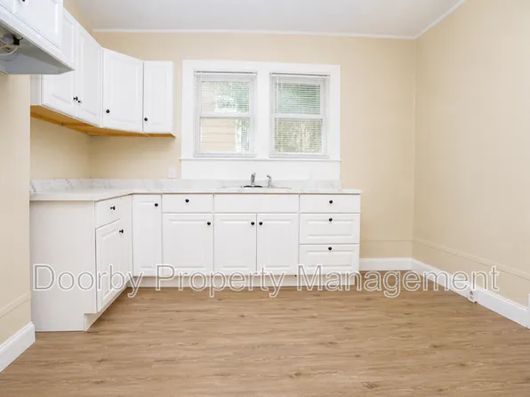 2612 E 19th St, Chattanooga, TN 37404