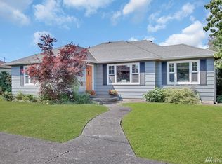 1472 Pioneer St, Enumclaw, WA 98022