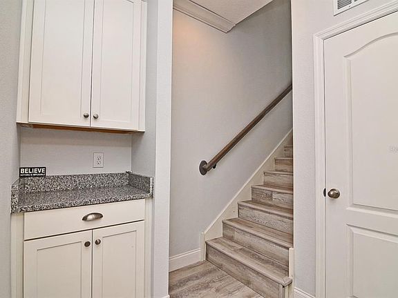 3rd image of 869 Taramundi Dr