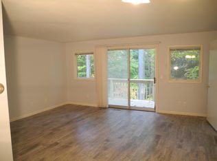 216 E Lincoln St, Whitehall, MI 49461