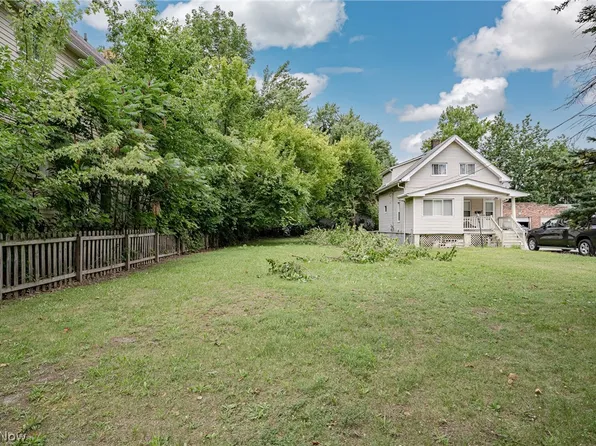 16211 Arcade Ave, Cleveland, OH 44110