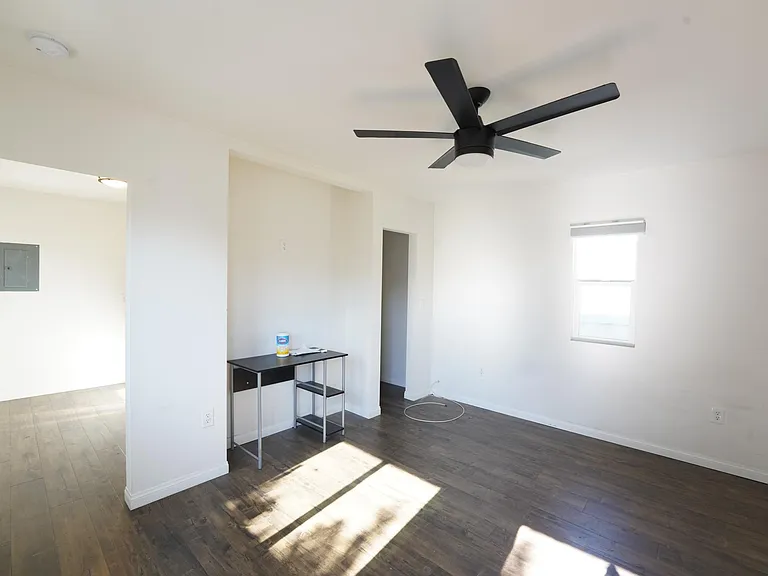 7925 S Broadway #7929-1/2 — Photo 2