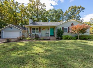 2100 Wolfe Rd, White Bluff, TN 37187