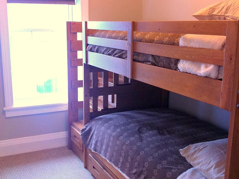 47 W Harrison St — Photo 12