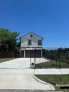 8321 Coma St — Photo 40