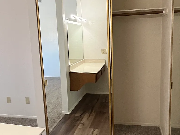 2851 Dartmouth Dr — Photo 13
