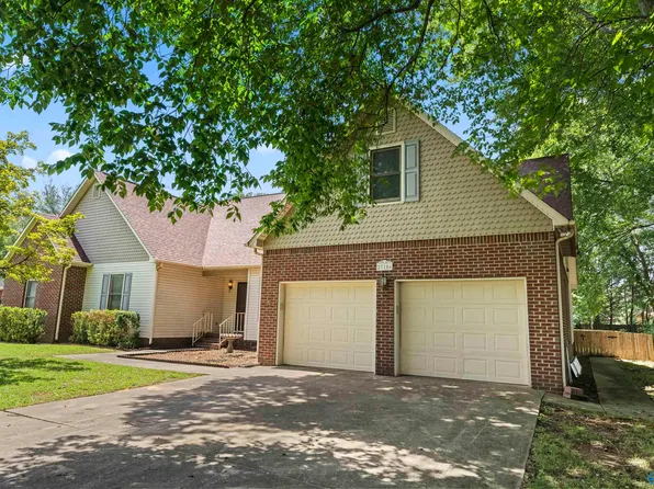27186 Jarrod Blvd, Harvest, AL 35749