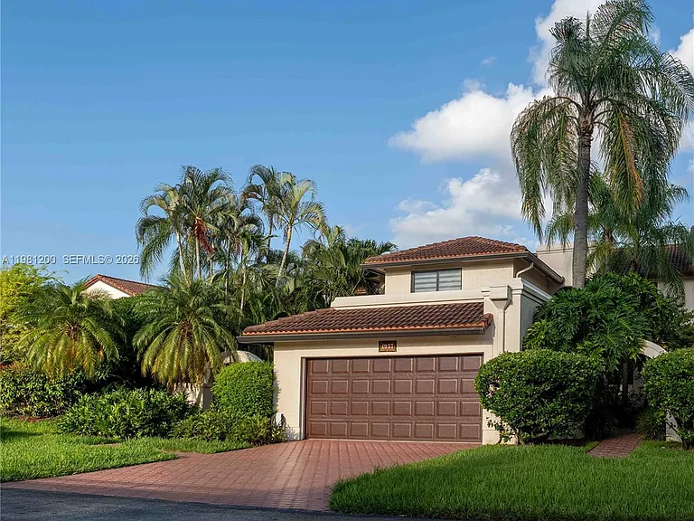 4957 NW 93rd Doral Pl #0 — Photo 3