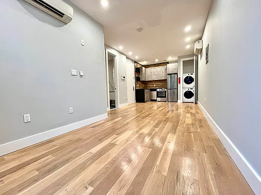 Rented by Nolita Group | media 2