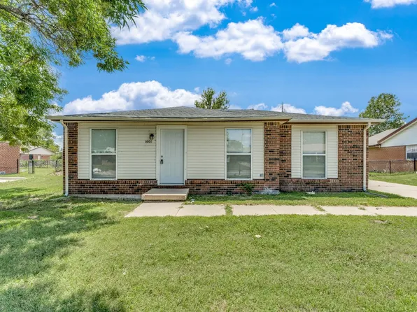 1601 E Catalina St, Wichita, KS 67216