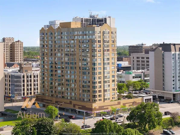 75 Riverside Dr E #408, Windsor, ON N9A 7C4