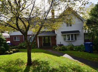 210 Right Side Lincoln Park Dr, Syracuse, NY 13203
