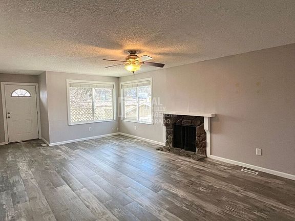 4th image of 2626 Hearthwood Ln